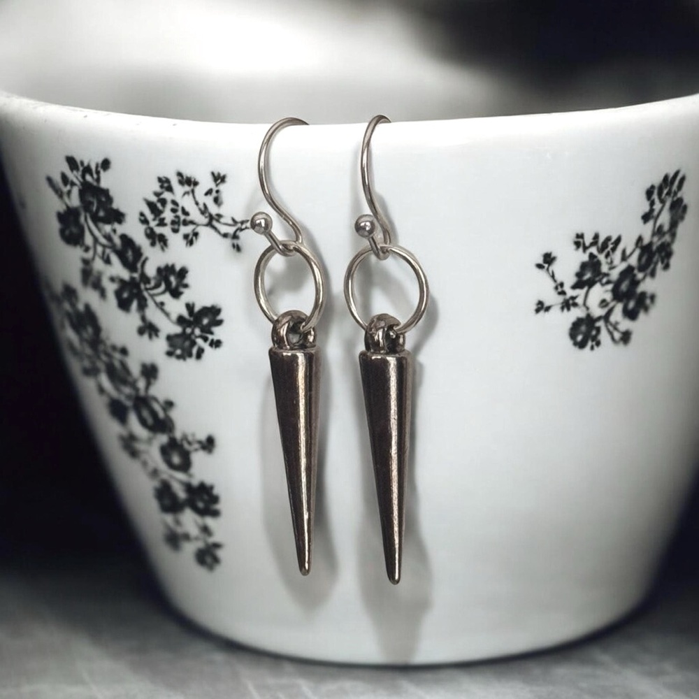 5 For $25💫Punk Gunmetal Gray Spike Cone Earrings